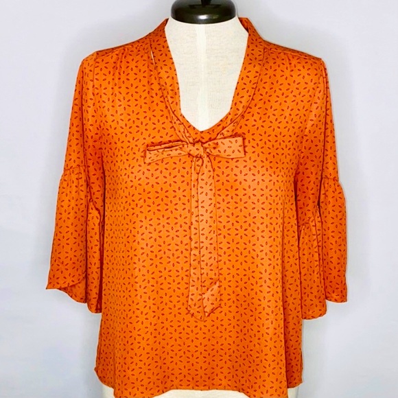 URBAN Romantics Tops - URBAN Romantics | Patterned Tie Front Blouse